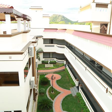 Athena Hotel Tiruvannāmalai Exterior foto